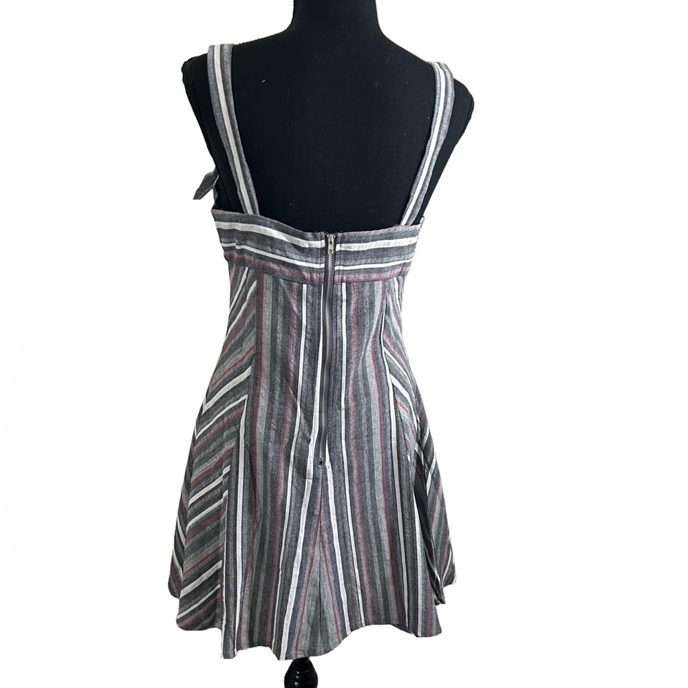 NWT OLIVACEOUS STRIPED DRESS - Picture 2 of 8